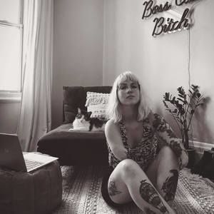 Meet your Posher, Camille